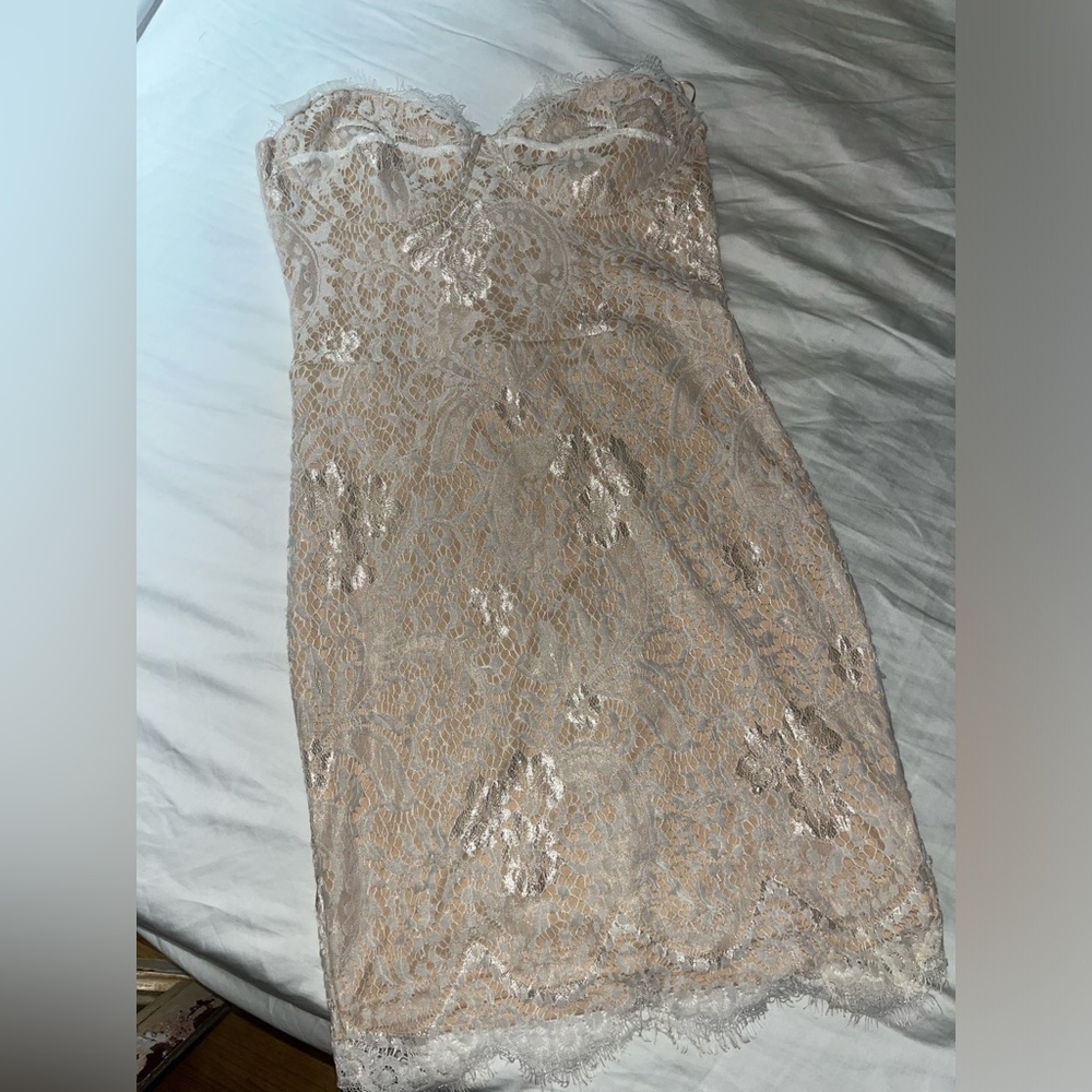 Super down revolve lace dress strapless